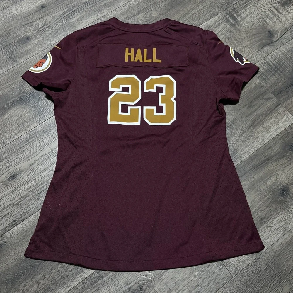 Washington Redskins Jersey Womens Medium Red NFL Football DeAngelo Hall 23‎ Nike